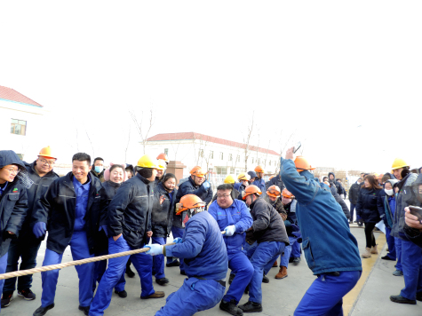 宁夏蓝丰举行迎新年职工拔河、跳绳比赛